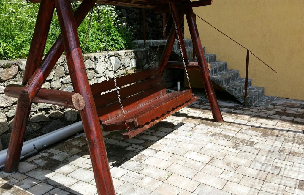 Pension Curmatura Stezii Răşinari エクステリア 写真